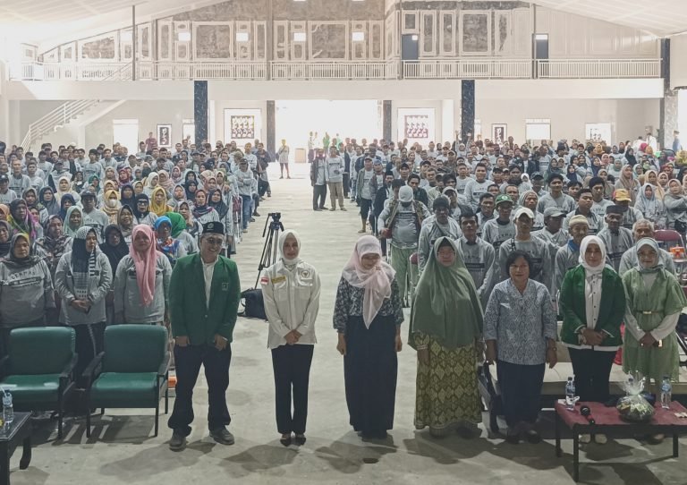 Ratusan Masyarakat Kota Tasik Antusias Ikuti Kegiatan Germas Bersama Nurhayati Effendi