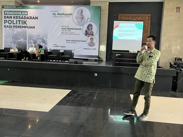 Semart Politica Beri Edukasi Politik terhadap Kaum Perempuan sebagai Kiat Sukses Berlaga di Pemilu 2024