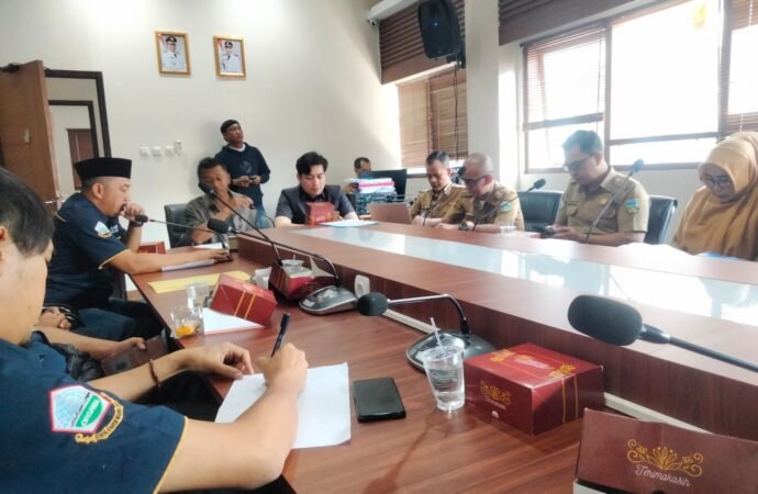 DPC Organda Garut Desak Pemerintah Hapus Opsi Pajak Transportasi Umum