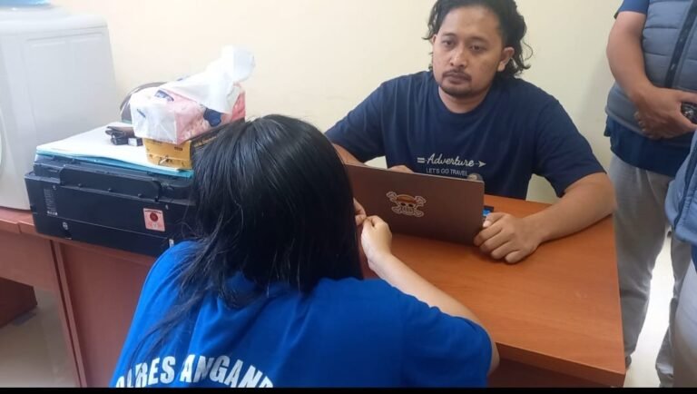 Polisi Bongkar Aksi Siaran Langsung Asusila Pasutri di Pangandaran