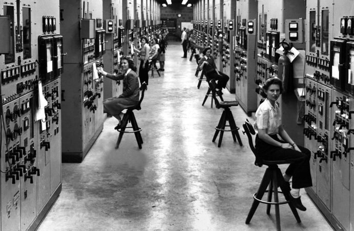 Calutron Girls; Perempuan di Balik Lahirnya Bom Little Boy