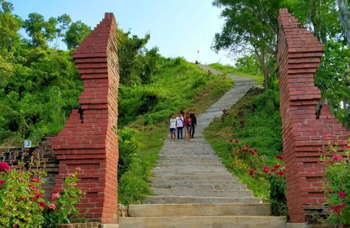 Film Dokumenter Gunung Nagara Ungkap Jejak Peradaban Tua di Garut