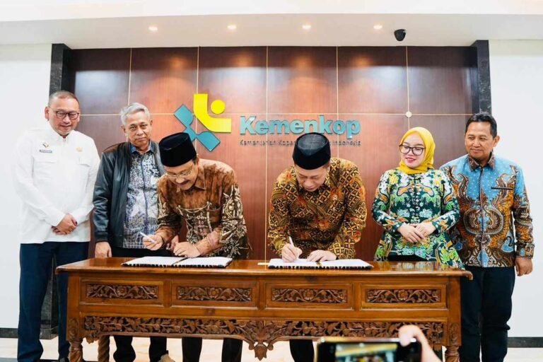 Penerima Bansos Kini Jadi Anggota KDMP, Gus Ipul: Bantuan Jadi Modal Usaha