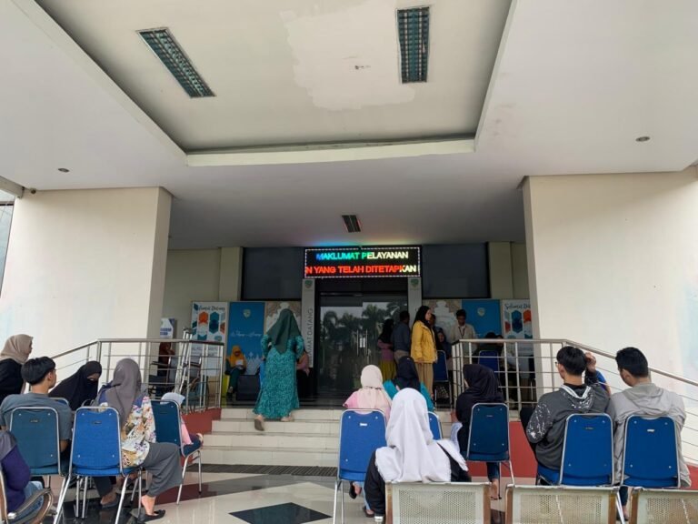 BPJS PBI Dinonaktifkan, Warga Kota Tasikmalaya Padati MPP Urus Reaktivasi Jaminan Kesehatan